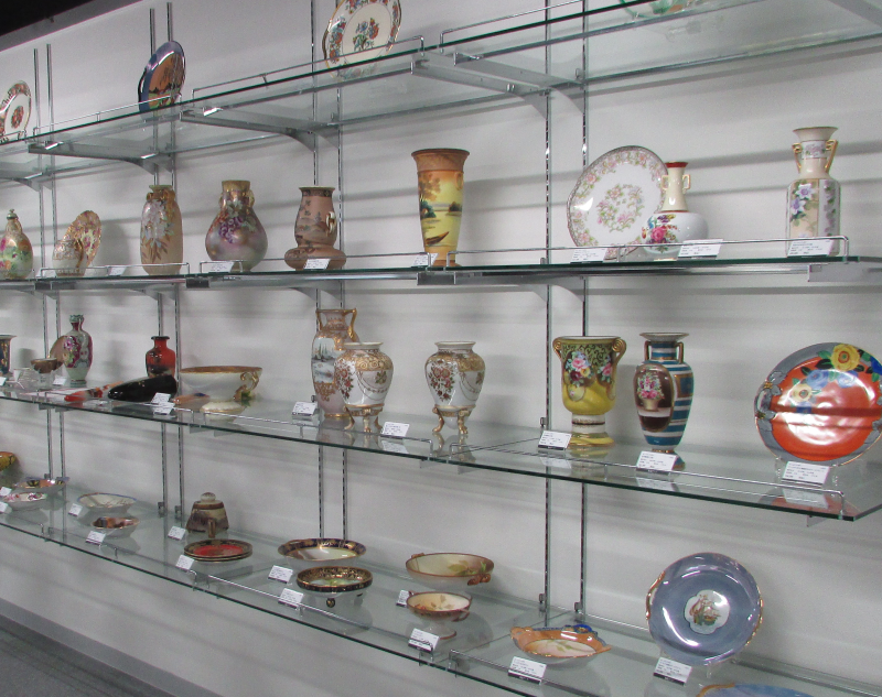 2階フロアの花瓶