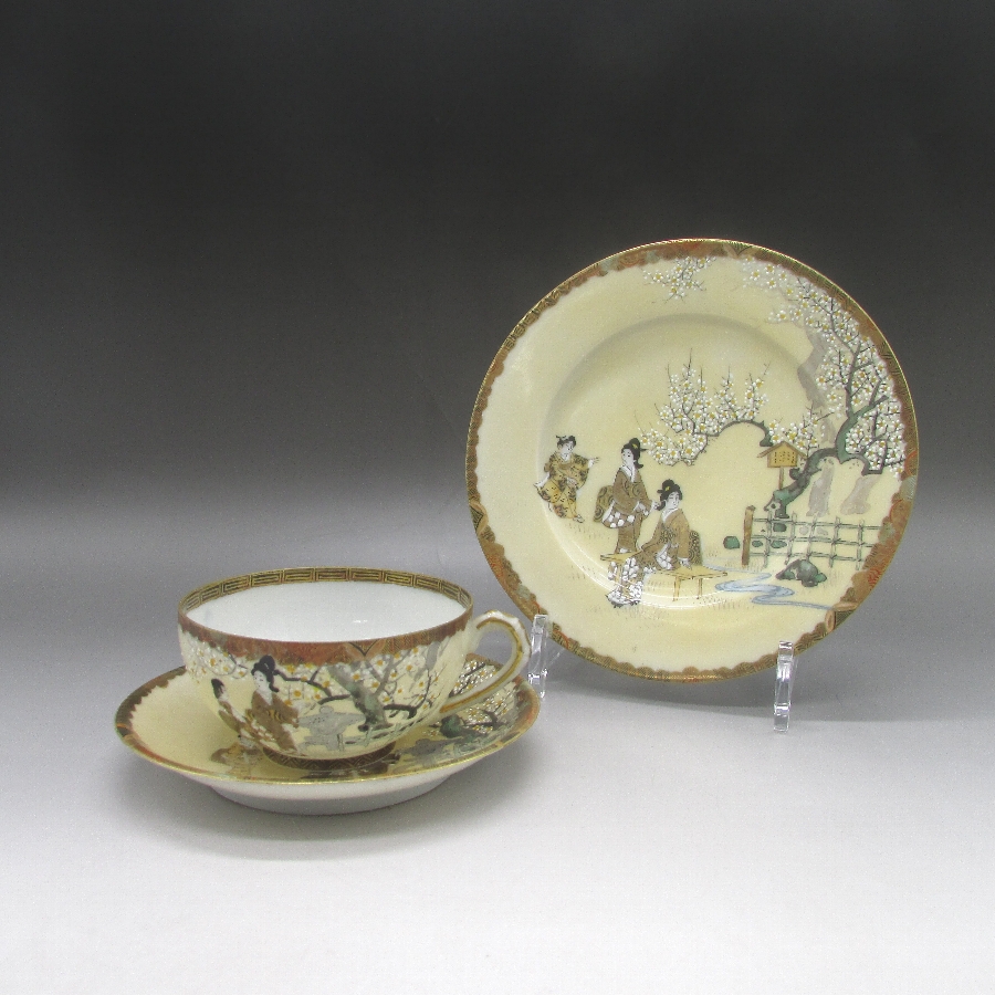 横浜焼 色絵白梅人物文茶碗