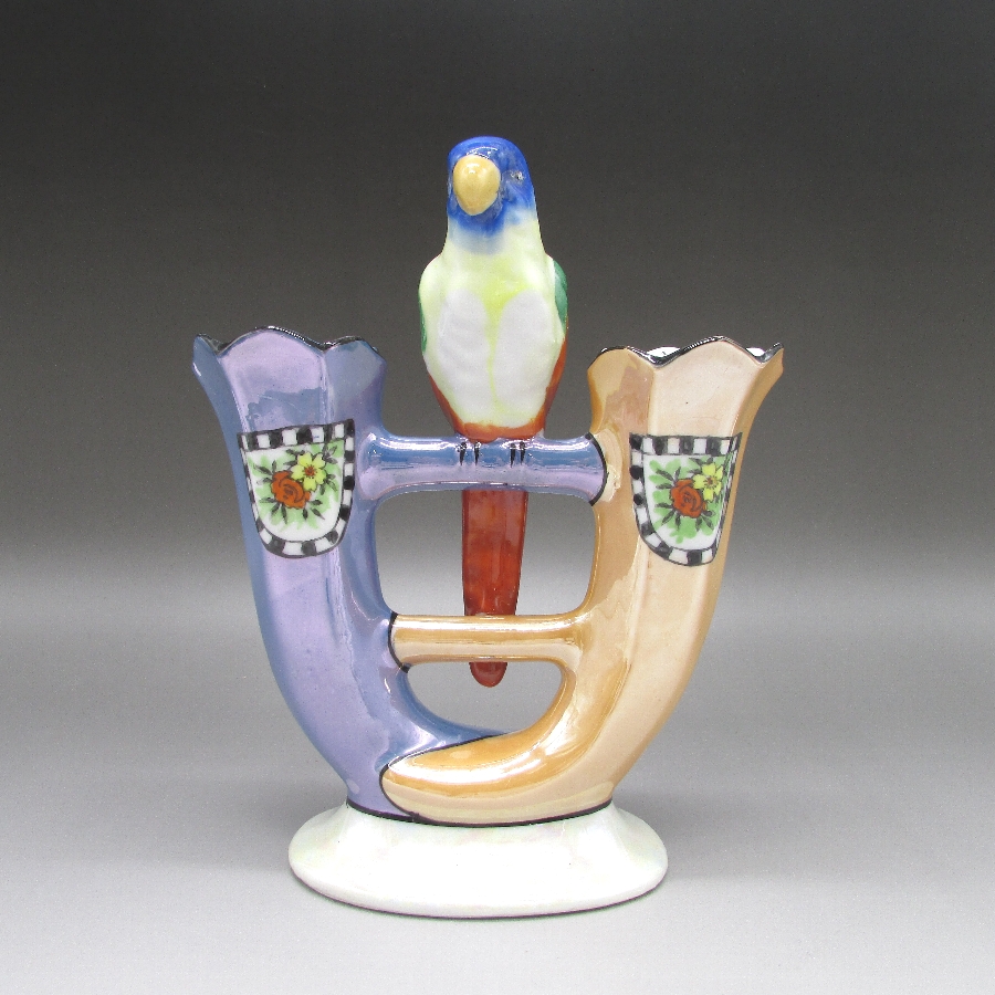 オールド・ジャパン アールデコ鳥フィギュア付二穴花瓶 u5194_01