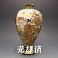 薩摩焼 錦光山　瑠璃地金襴手人物文花瓶