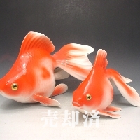 プレミアノリタケ 金魚の置物