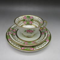 オールドノリタケ 金盛り薔薇文トリオ