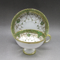 オールドノリタケ エメラルド地金盛り唐草文カップ&ソーサー